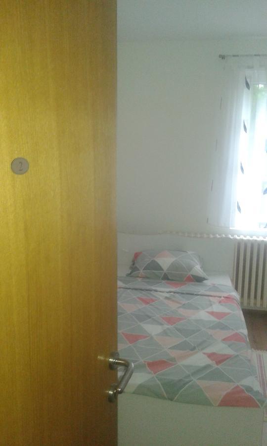 A&A Vandrehjem Novi Sad Eksteriør billede